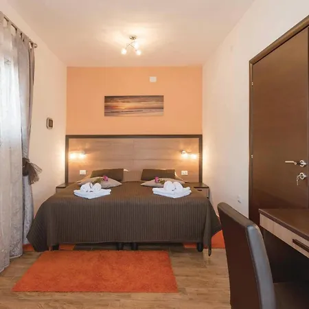Pet Friendly In Betiga Vikendica *